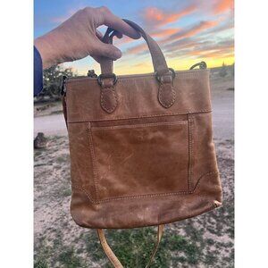FRYE Melissa beige tan antiqued leather adjustable tote bag equestrian western